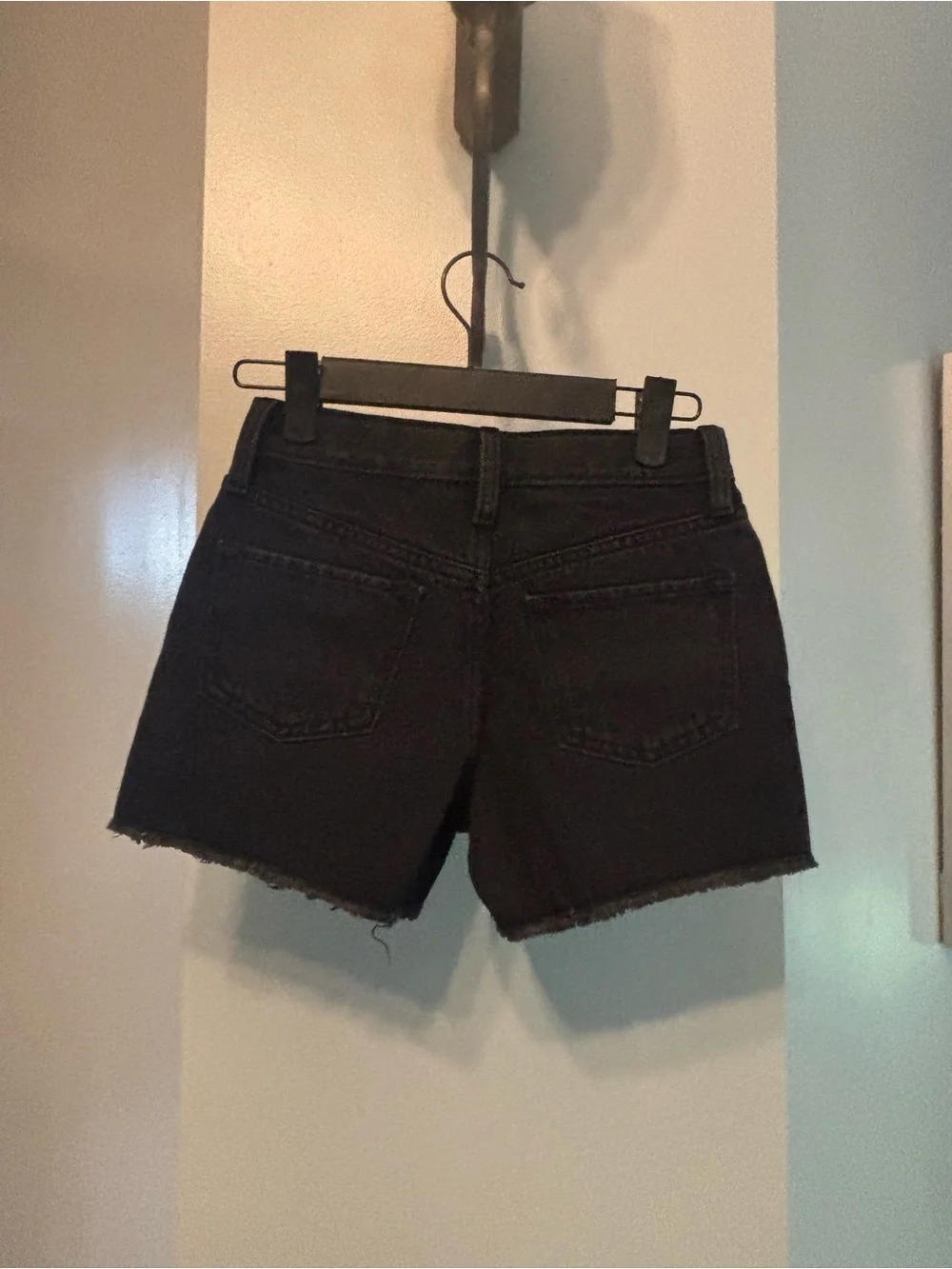 Old Navy girls size 8 Cutoff Denim Shorts. NWT